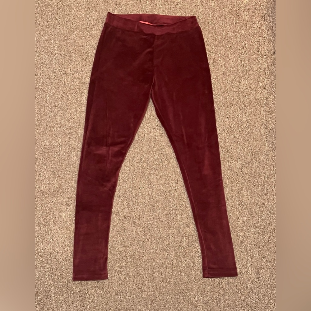 NWOT Maroon Straight Leg Velour Sweatpants